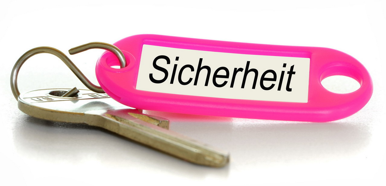 Schlüssel mit Anhänger Sicherheit